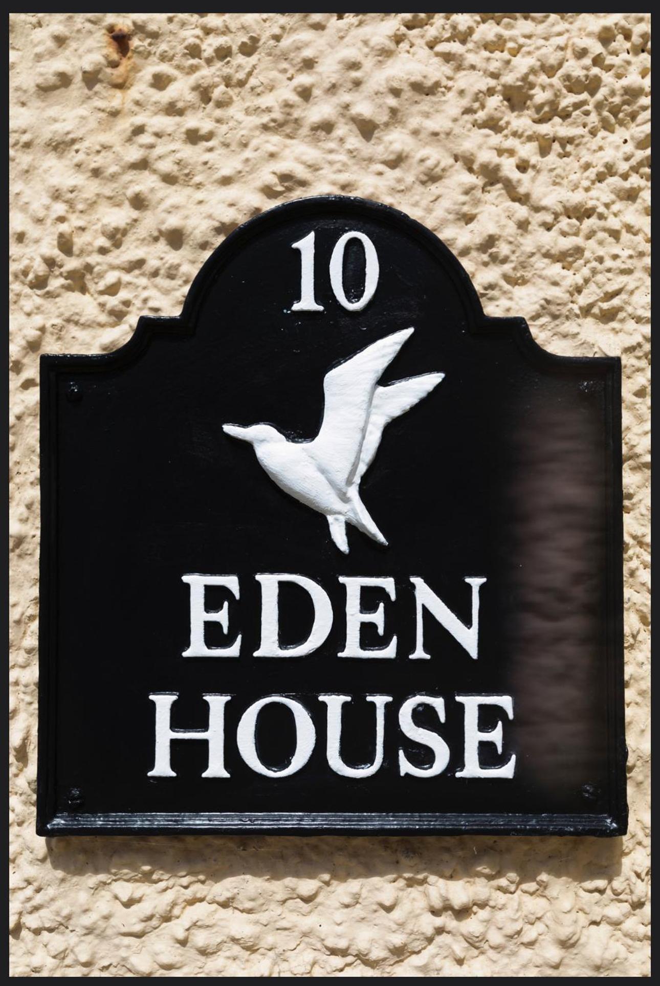 Eden House & Aquila House - Beach Apartments & Suites Saint Helier Jersey Exterior foto